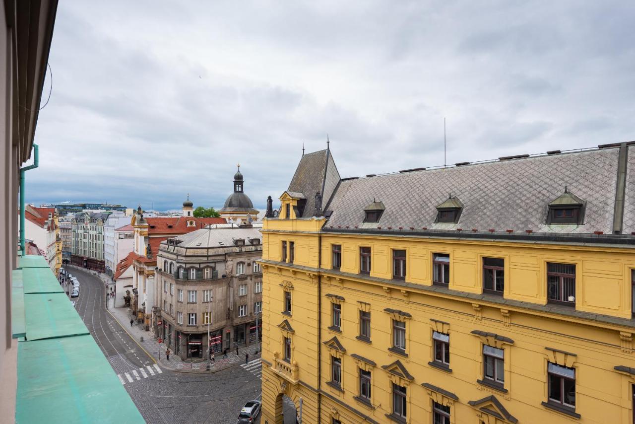 New Luxury Apt With Ac&Parking In The Center Of Prague Apartment Екстериор снимка