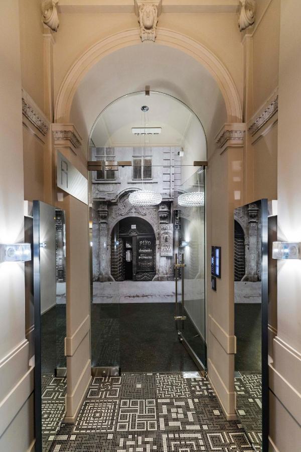 New Luxury Apt With Ac&Parking In The Center Of Prague Apartment Екстериор снимка